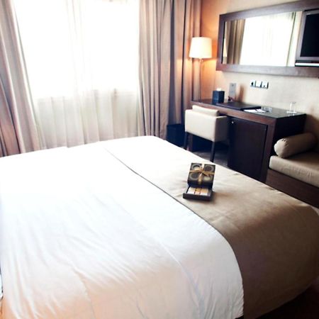 Villa Blanca Urban Hotel Καζαμπλάνκα Δωμάτιο φωτογραφία